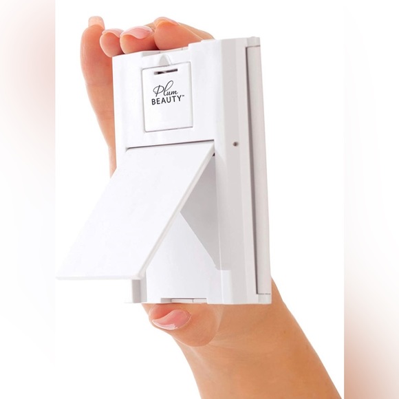 Compact LED Mirror - Picture 3 of 7